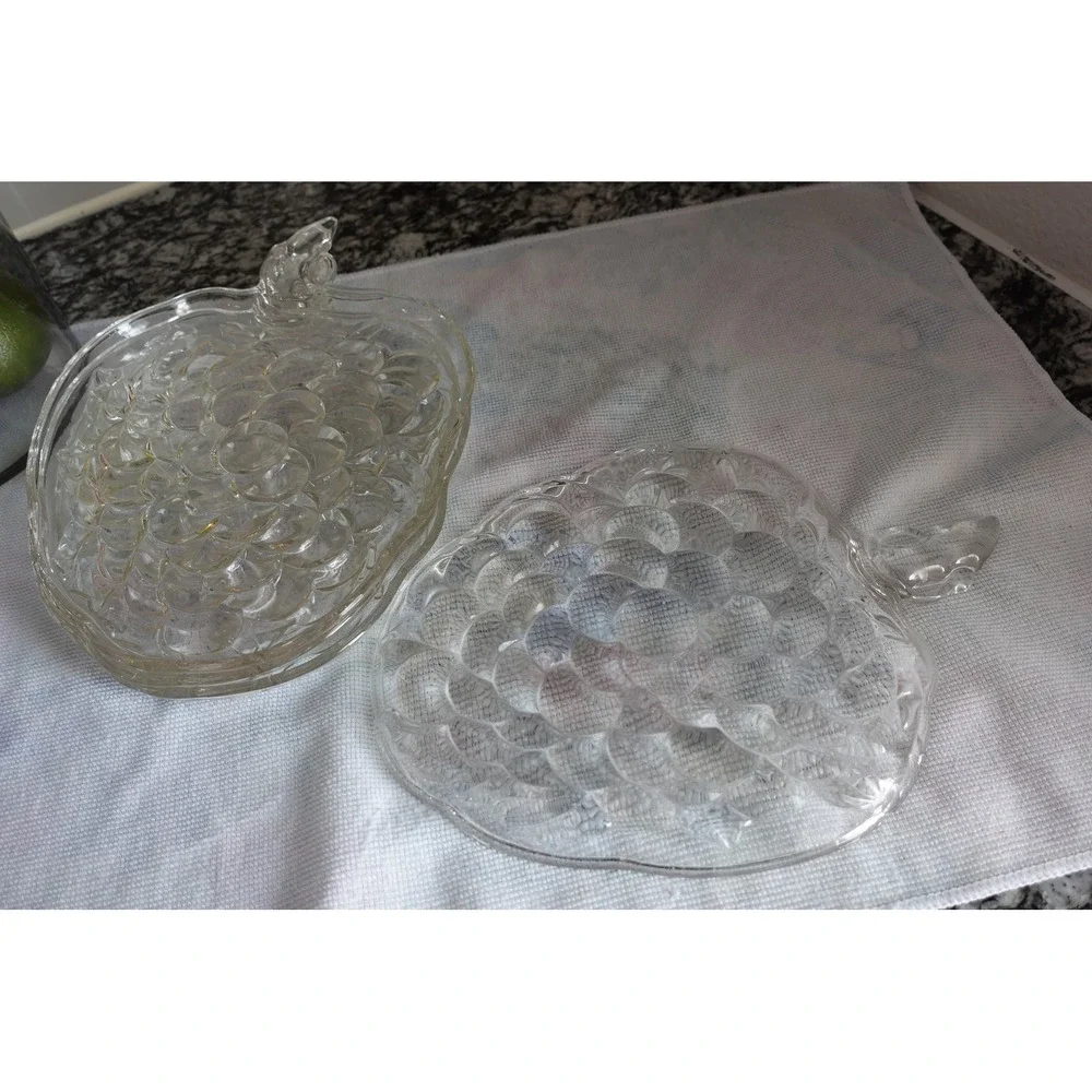 Vintage clear glass cluster bubbly grape serving dish-‎ set of 4